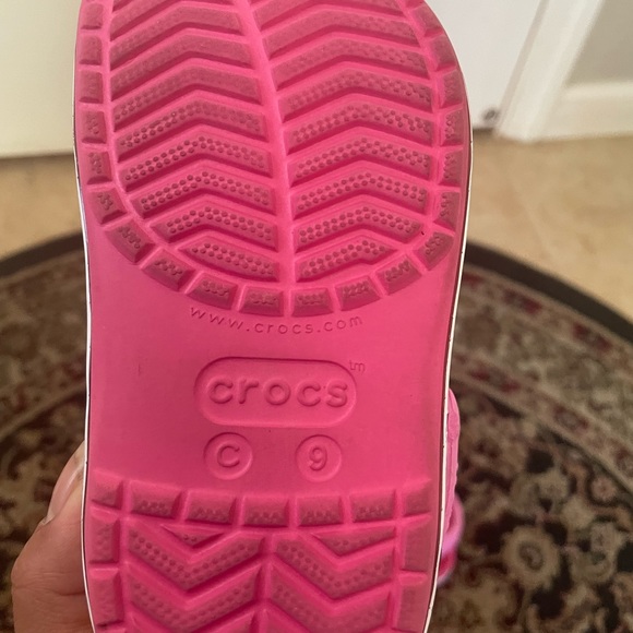 Pink Minnie Mouse Crocs - Picture 4 of 4